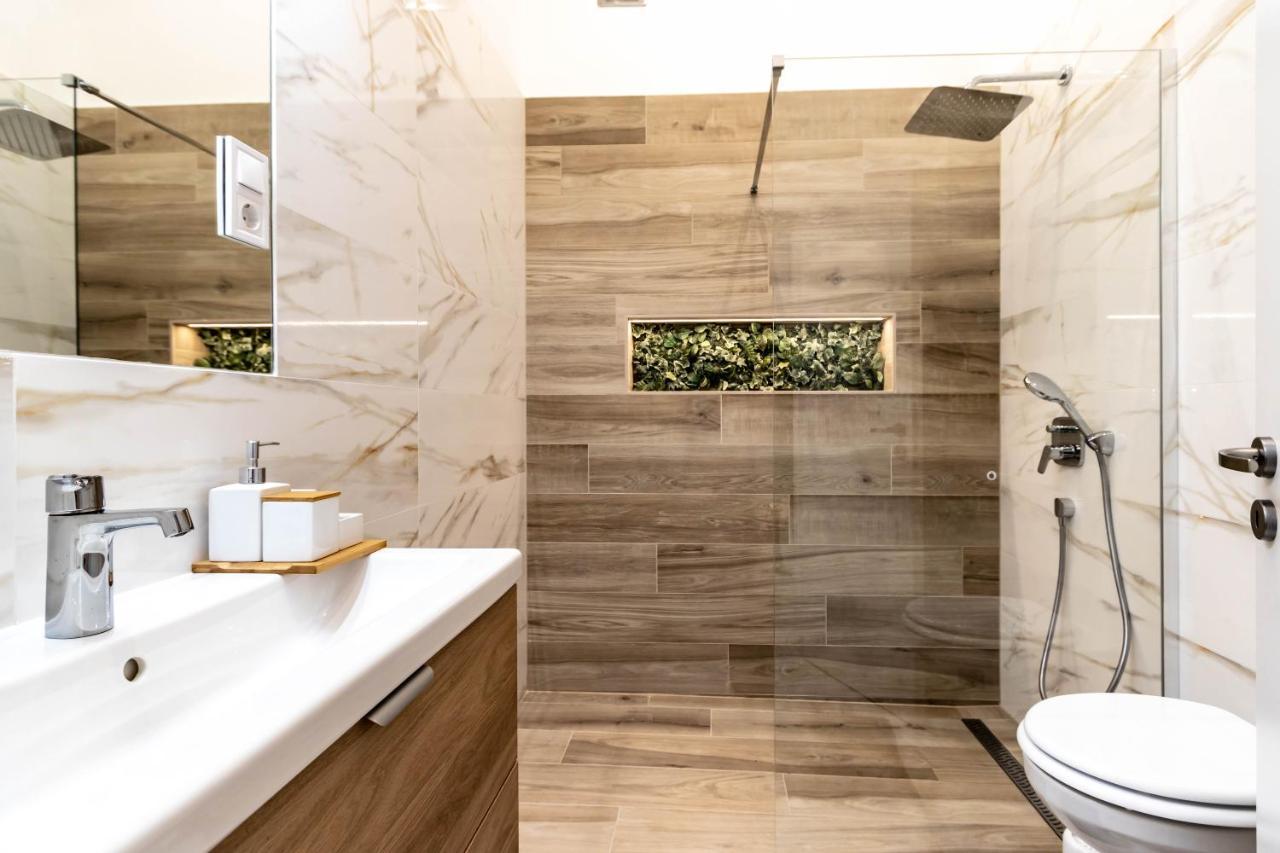 Assea Elegant Apartment With 2 Bedroom In Downtown Budapest Bagian luar foto